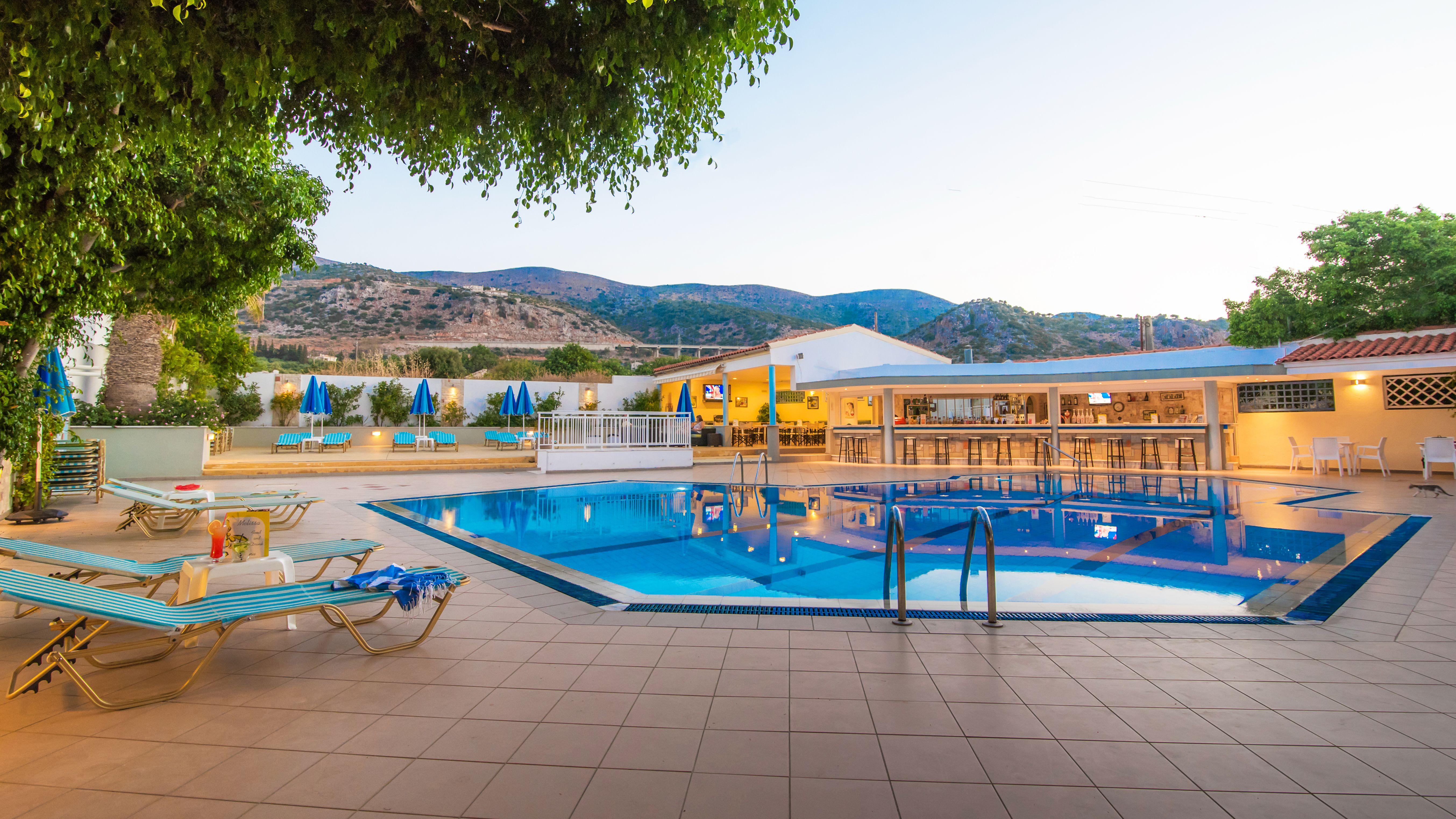 Melissa Apartments, Studios & Suites Malia  Ngoại thất bức ảnh