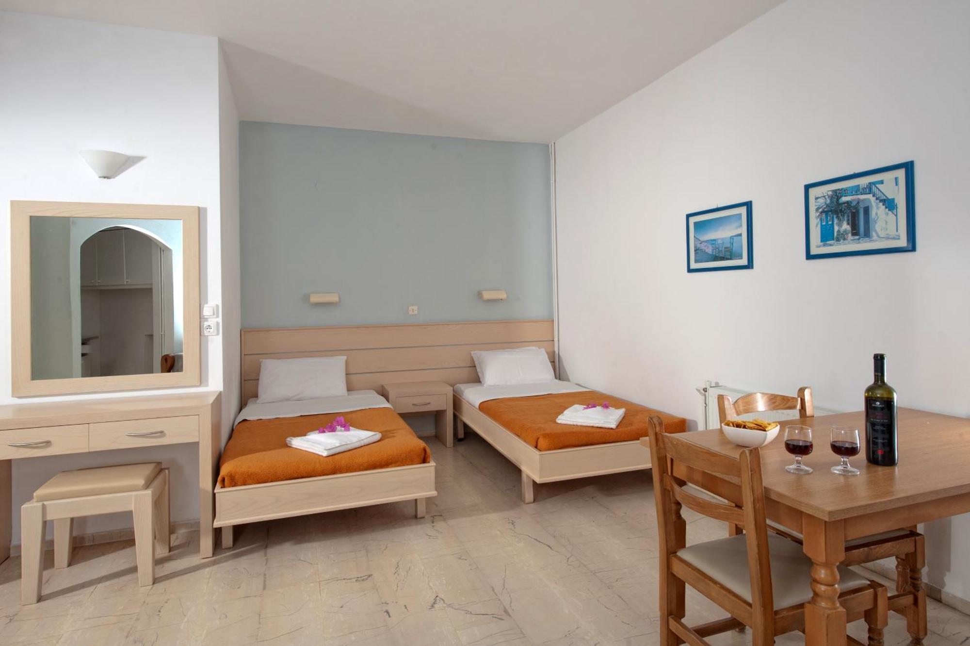 Melissa Apartments, Studios & Suites Malia  Ngoại thất bức ảnh