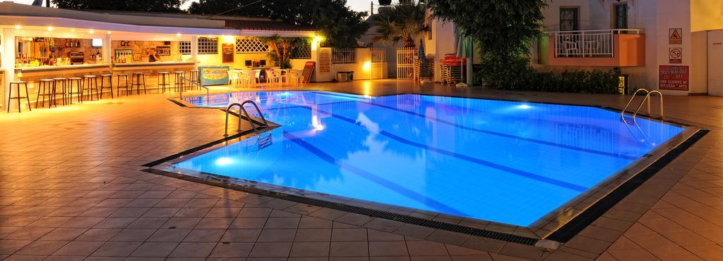 Melissa Apartments, Studios & Suites Malia  Ngoại thất bức ảnh