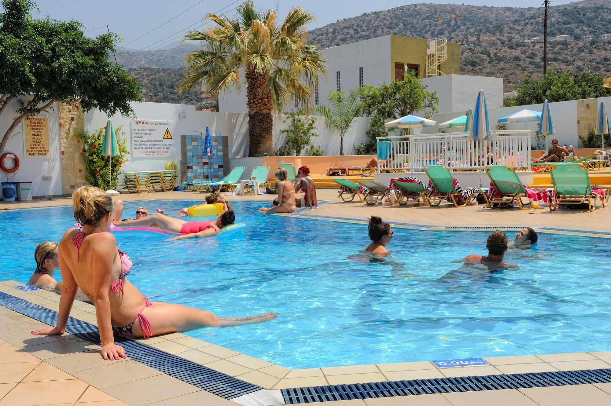 Melissa Apartments, Studios & Suites Malia  Ngoại thất bức ảnh